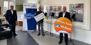Csb bank's rs 410 crore initial public offering will be open for subscription from nov 22 to nov 26, 2019. Vr Bank Unterstutzt Musikschule Holzminden Mit 5950 Euro Weser Ith News Nachrichten Aus Dem Landkreis Holzminden Und Umgebung