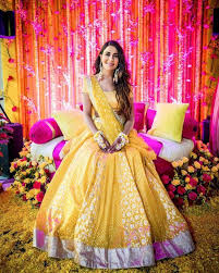 Pretty Yellow Lehenga With Silver Embroidery For Mehendi See More On Wedmegood Com Wedmegood Indianbride India Bridal Lehenga Haldi Ceremony Bridal Outfits