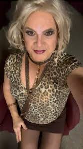 Looking for female friends in Rockford 🥰🥰 #rockford