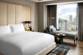 2:08 hotels in canada gouging incoming international arrivals, some travellers say. Hotels In Toronto Canada Hotels Toronto The Ritz Carlton Toronto