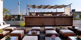 Weitere ideen zu bikini haus, hotel berlin, restaurant interieur. Monkey Bar Im Bikini Haus Bars Mit Panoramablick Und Dachterrasse Top10berlin