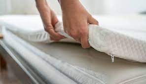 Matratzenschoner sollen die matratze schonen, doch wovor? 5 Matratzen Topper Im Test Vergleich 2021