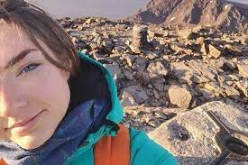 Sarah buick, an experienced walker from dundee, was last known to be at the summit of ben nevis at around 5am on tuesday, june 22. Jucw8k1ko5cuqm