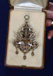 Late 16th Century Diamond Marriage Jewel Antiques Roadshow Pbs Jewels Antiques Roadshow Antique Jewelry