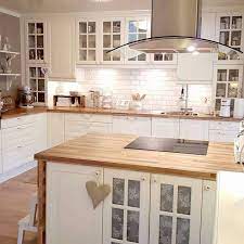 pin von alena strmiskova auf kuchyne haus kuchen wohnung kuche landhauskuche