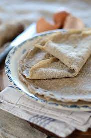 Galette Bretonne A La Farine De Sarrasin Crepe Recette Tangerine Zest Recette Galette Bretonne Alimentation Recette Galette