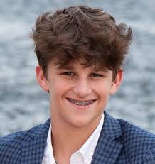 Marcos Hoffman's Instagram, Twitter & Facebook