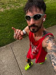 Cut my hair AND my miles recently, but I'm back at it 🔥. Focusing