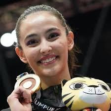 Biodata penuh farah ann ratu cantik gimnas negara|siapakah sebenarnya ratu gimnas cantik yang dikenali farah ann? Biodata Farah Ann Abdul Hadi Ratu Gimnastik Malaysia