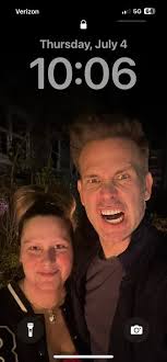 I think Alaric is very handsome.