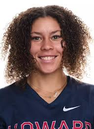 Leah Croom's Instagram, Twitter & Facebook