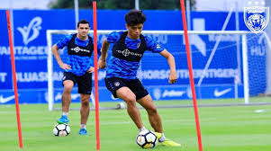 Padang bola sepak uitm johor. Jdt Striker Syafiq Ahmad Injured In Car Accident Three Dead Stadium Astro