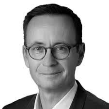 Neil Gallagher's Instagram, Twitter & Facebook