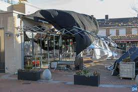 Mail dit naar het team van meijel24 via redactie@meijel24.nl. Nederweert24 Auf Twitter Stormschade Bij Guulke Nederweert Storm Https T Co Dtaaehmbeu