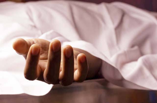 एक साथ उठी बाप-बेटे की अर्थी... अस्पताल पहुंचने से पहले दोनों की हुई मौत,  जानें पूरा मामला - father and son died before reaching the hospital-mobile