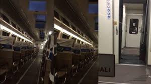 Hal ini bertujuan agar liburan kamu selama di bandung bisa sangat menyenangkan. Rasanya Sendirian Di Gerbong Kereta Api Pria Ini Rekam Setiap Momen Selama Perjalanan Ke Bandung Tribun Bali