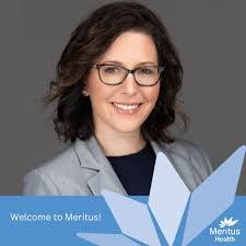 Miranda Ramsey's Instagram, Twitter & Facebook