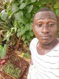 Be yourself. Grow yourself. Don't be discouraged by other people. You got  this ,💓