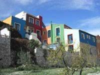 Cierto que el amor se asocia con cualquier estación y que todas y cada una de ellas tienen sus argumentos para tratar de hacerse con el puesto de la estación más romántica. 1330 Ofertas De Casas Rurales En Alicante Alacant