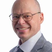 40+ perfiles de «Wrede»