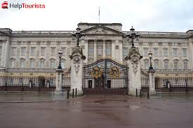 1762 für george iii gebaut und seit 1821 für jede krönung verwendet. Buckingham Palace Infos Fakten Tickets Und Wachablosung Touristen In London Touristen In London