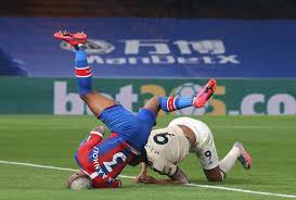 Ive used robertson this fifa and i can say van aanholt is much better and hes much cheaper. Patrick Van Aanholt Tweets I M A Little Woo Woo Off That Gas After Requiring Oxygen Following Horror Injury Vs Man Utd