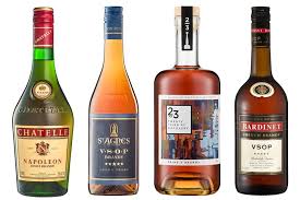 10 Best Brandy Brands To Cap Off Your Night Man Of Many In 2020 Brandy Liquor Brandy Bottle Apple Brandy