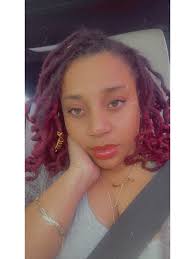 Hello 28 🌻 My 27th trip around the sun was full of deep, from the gut  laughter, beautiful memories, triumphant victories, losses that shook me,  and trials that battle tested me. Through