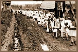 Rusaliile, zile libere in romania si in alte tari lunea rusaliilor este zi nelucratoare in romania, austria, belgia, cipru, danemarca, estonia, franta, germania, grecia, islanda, luxemburg, tarile de. Rusalii Etnografie Si Folclor In Zona HarlÄƒu