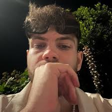 Eric August (@eric.agst) • Threads, Say more