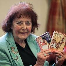 Alanna Knight's Instagram, Twitter & Facebook