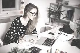 Mula menulis resume anda dengan menulis nama syarikat rasmi di bahagian atas halaman. Cara Menulis Surat Perniagaan Sampel