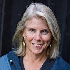 Eloise Penn's Instagram, Twitter & Facebook