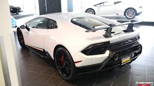 3 White Lamborghini Huracan Lp640 4 Performante Rear Three Quarters Sssupersports Com Sports Cars Lamborghini White Lamborghini Lamborghini Huracan