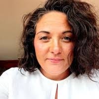 90+ "Vicky Howe" profiles