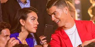 Fenomeno mae de ronaldo destrona rita pereira e assume se. A Georgina Rodriguez El Da Un Ataque De Celos Con Rita Pereira Una Amiga De Cristiano Ronaldo Noticiero Universal