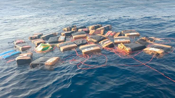 Semar incauta más de dos toneladas de cocaína en costas de Oaxaca -  Noticias Radiorama