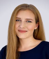 Julia Stuber's Instagram, Twitter & Facebook