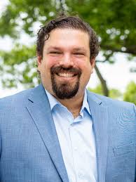 Daniel Birnbaum, Real Estate Salesperson