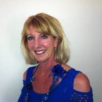 20+ "Sandy Moffitt" profiles