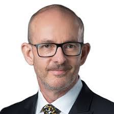 Scott Thon's Instagram, Twitter & Facebook