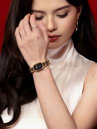 Omg Rebeccaaaaa 😖😭 BAZAAR MUSE REBECCA #BAZAARLoungexBecky  #NespressoxBecky #Beckysangels #BeckyArmstrong