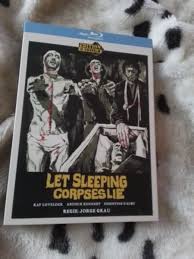 Let Sleeping Corpses Lie kaufen | Filmundo.de