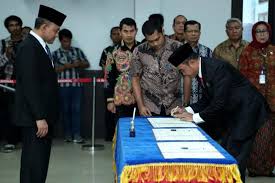 Saya akan memberitahukan 4 hal yang harus diketahui sebelum menjadi pegawai kementerian keuangan. Brigjen Pol Heru Pranoto Dilantik Jadi Kepala Bnn Aceh