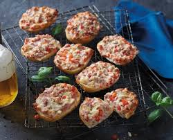 Schnell Einfach Pizzabrotchen Lidl Kochen Rezept In 2020 Pizzabrotchen Rezepte Lebensmittel Essen