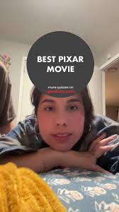 Julia Mobley's Instagram, Twitter & Facebook