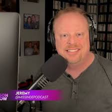 Jeremy Bingaman's Instagram, Twitter & Facebook