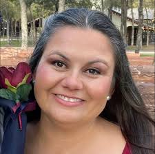 Ochoa's new administrative leadership team member is a familiar face.  Joining Principal Dinnah Escanilla and Assistant Principal Annie Scott this  year is someone who considers Ochoa her home. Ms. Krystal Jones is