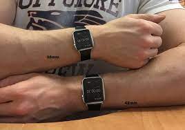 I just ordered the 38mm series 3 online and was just wondering if anyone else has one too. 38mm Vs 42mm Side By Side Comparison On Wrist Macrumors Forums