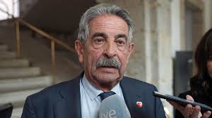 Revilla, antes de su acto de conciliación con el rey emérito: "He dicho lo  que piensa la mayoría de los españoles"